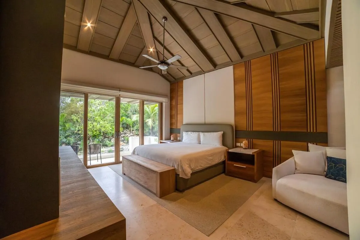 House With Cenote And Caves In Puerto Aventurasヴィラ メキシコ